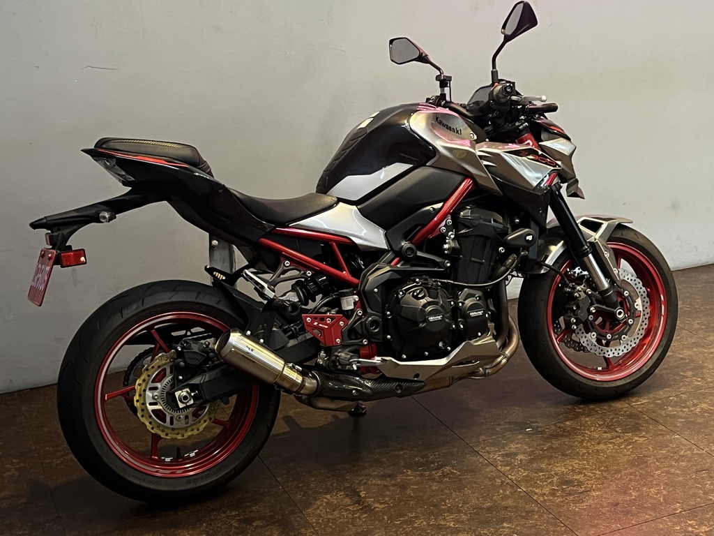 Kawasaki z900 總代理