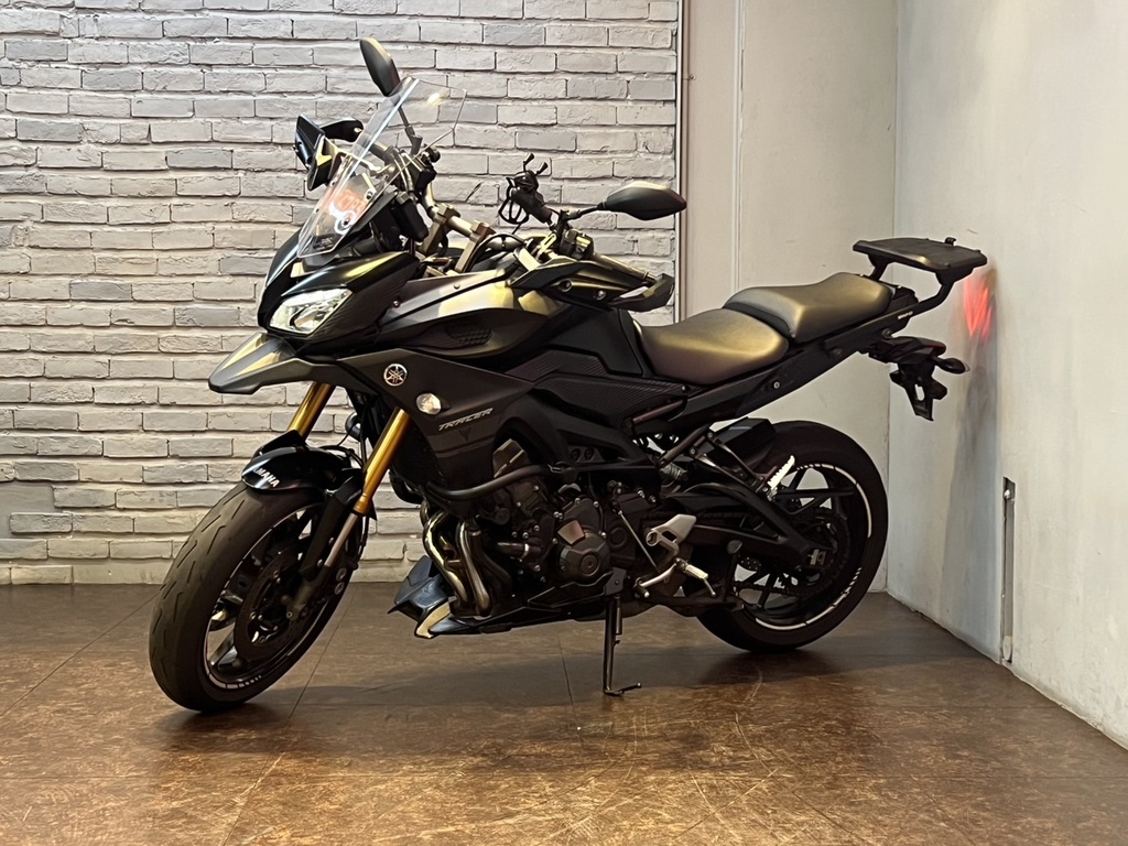 YAMAHA TRACER 900 三缸多功能