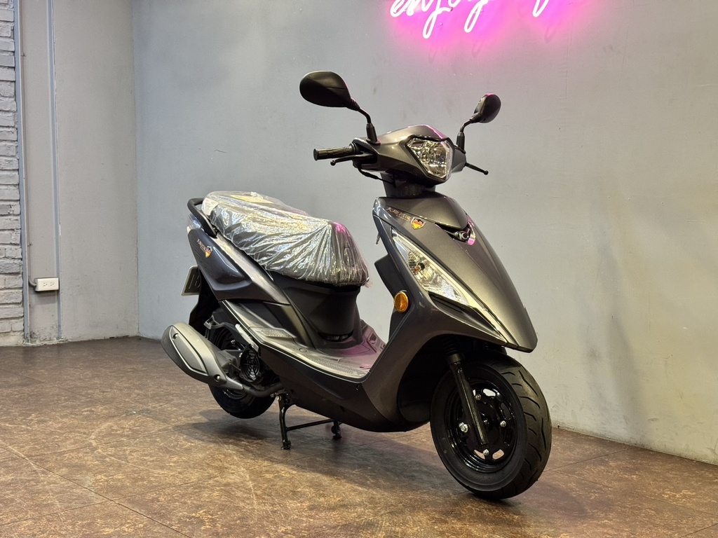 Kymco 大地名流
