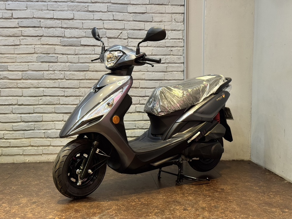 Kymco 大地名流