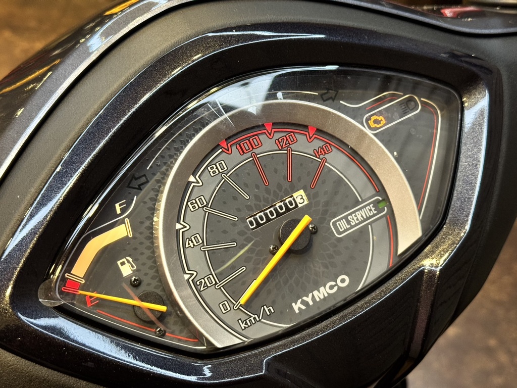 Kymco 大地名流