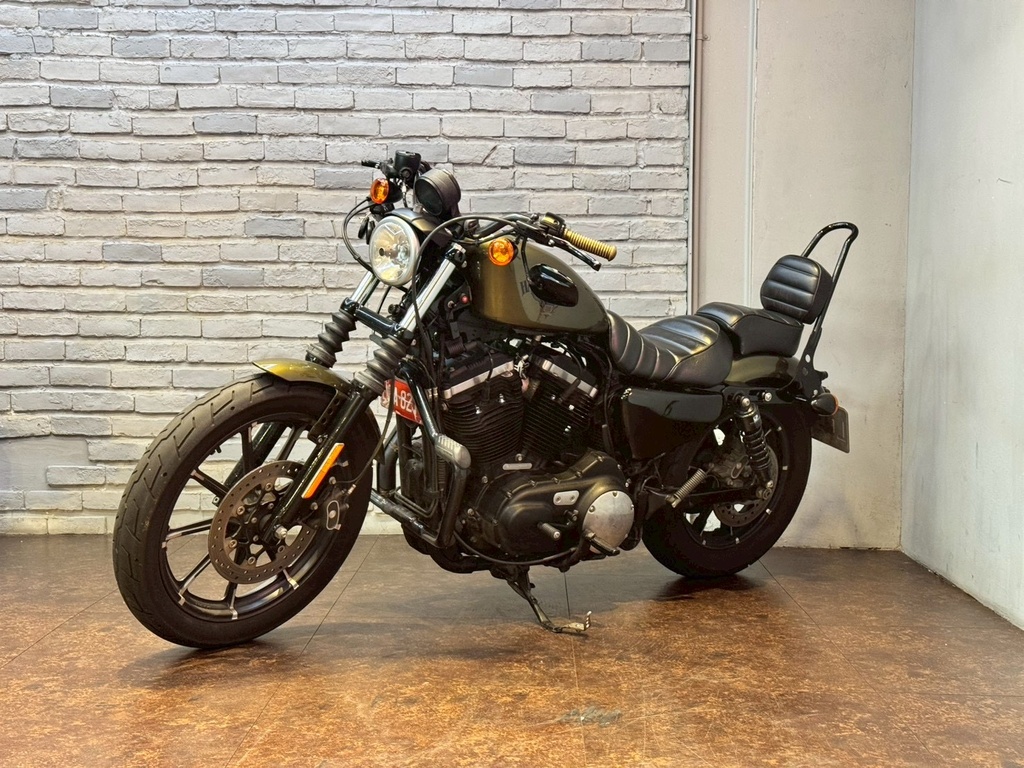 Harley-Davidson Sportster 883 Iron 總代理