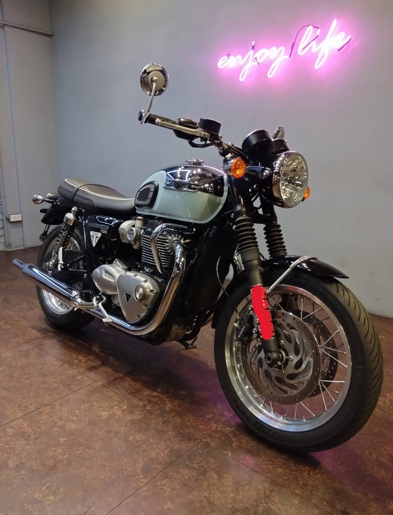 Triumph T120 Chrome電鍍限量版 總代理
