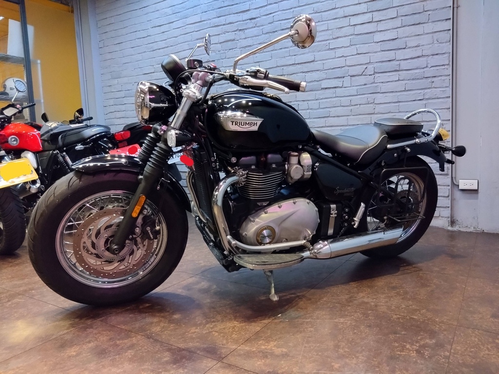 TRIUMPH Bonneville Speedmaster