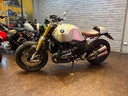 BMW R9T