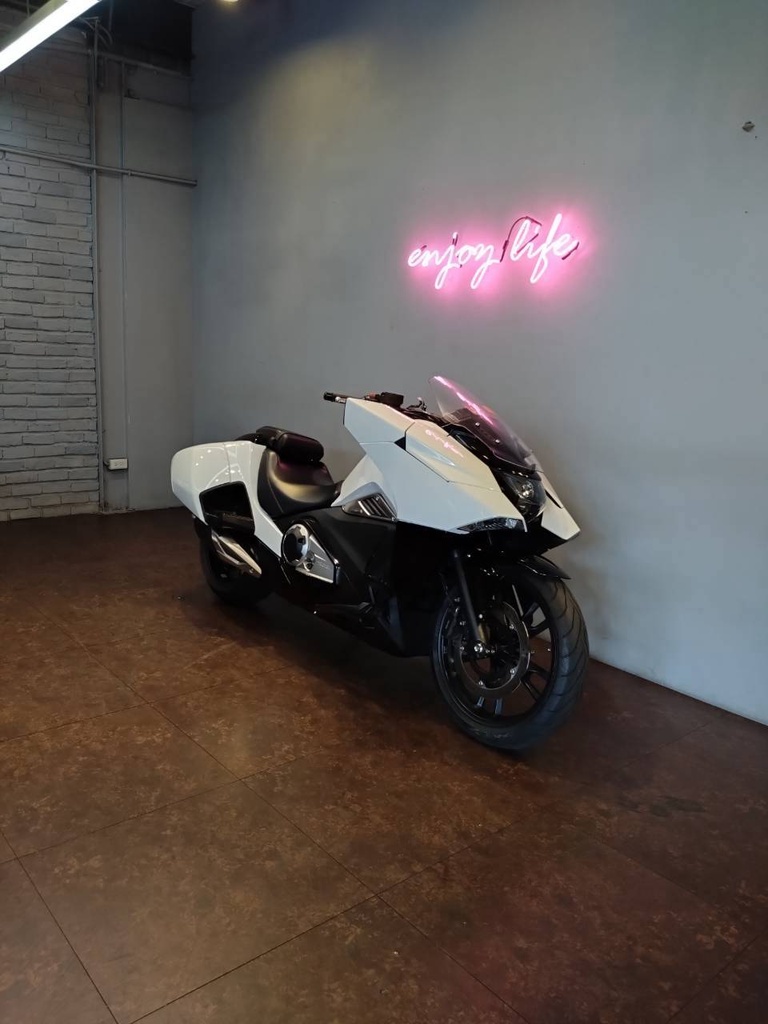 Honda NM4-02