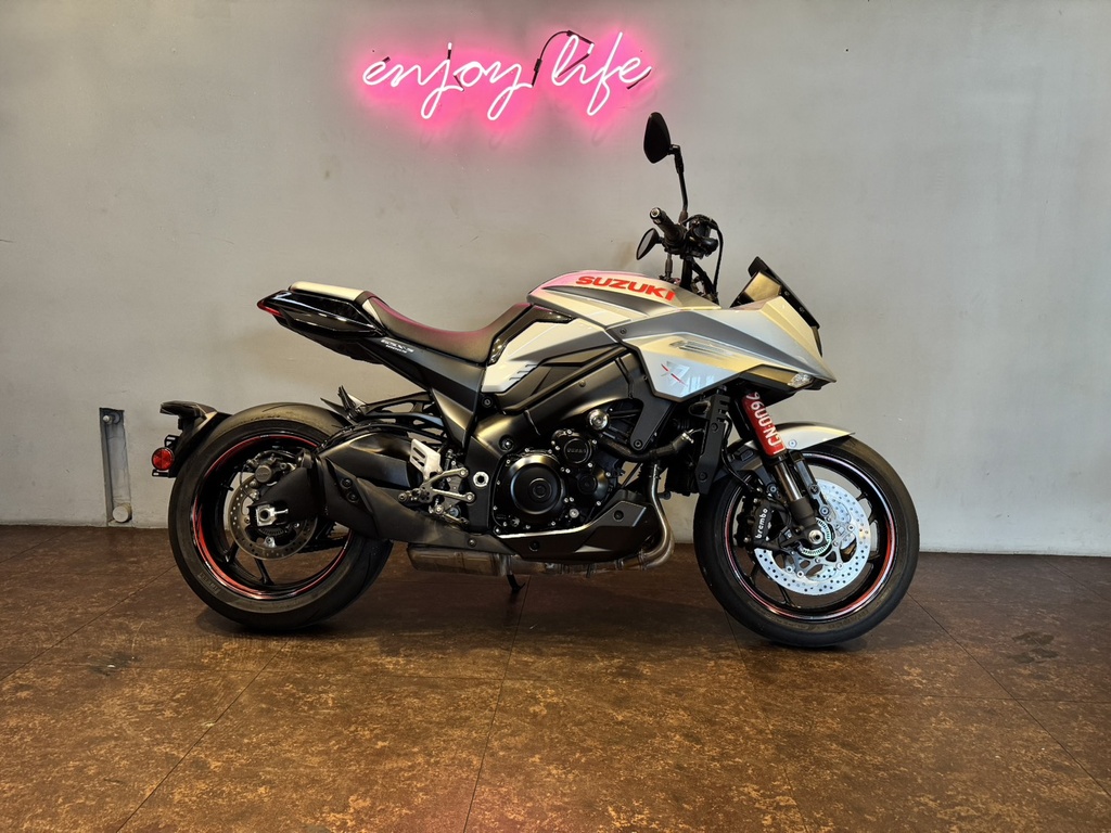 Suzuki Katana 刀 總代理