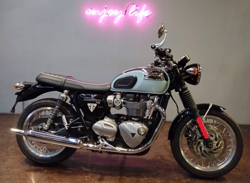 Triumph T120 Chrome電鍍限量版 總代理