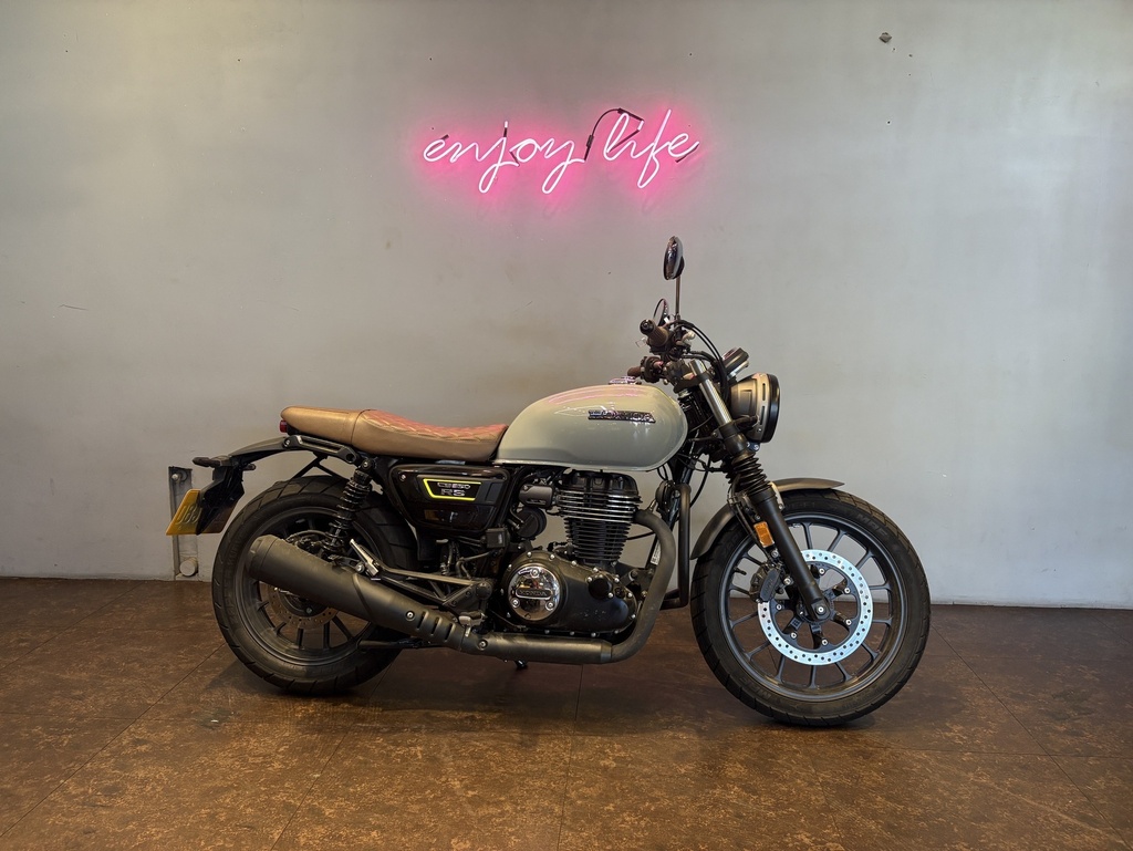 Honda CB350RS