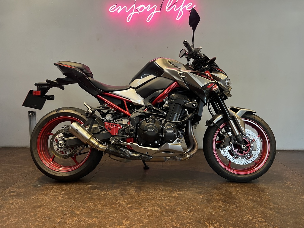 Kawasaki z900 總代理
