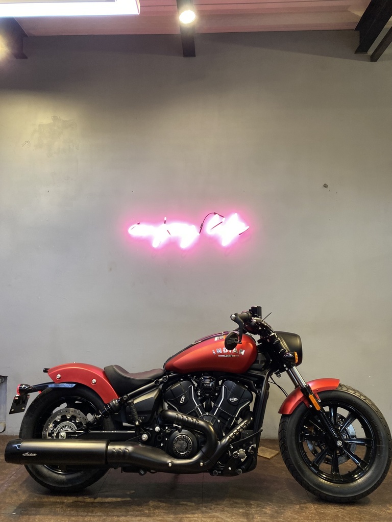 Indian scout bobber 總代理