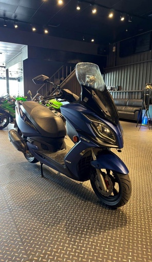 便宜踏板大羊Kymco Gdink 300